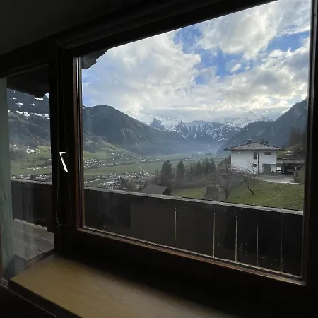 Haus Kropfa Apartman Hippach